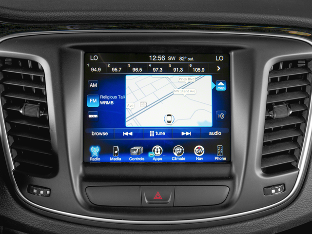 2017 Chrysler 200 LX