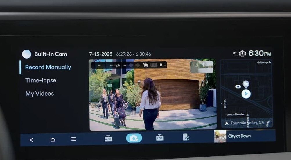 Infotainment screen in a 2026 Hyundai Palisade for sale near Libertyville.