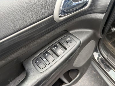 2019 Jeep Grand Cherokee Laredo E
