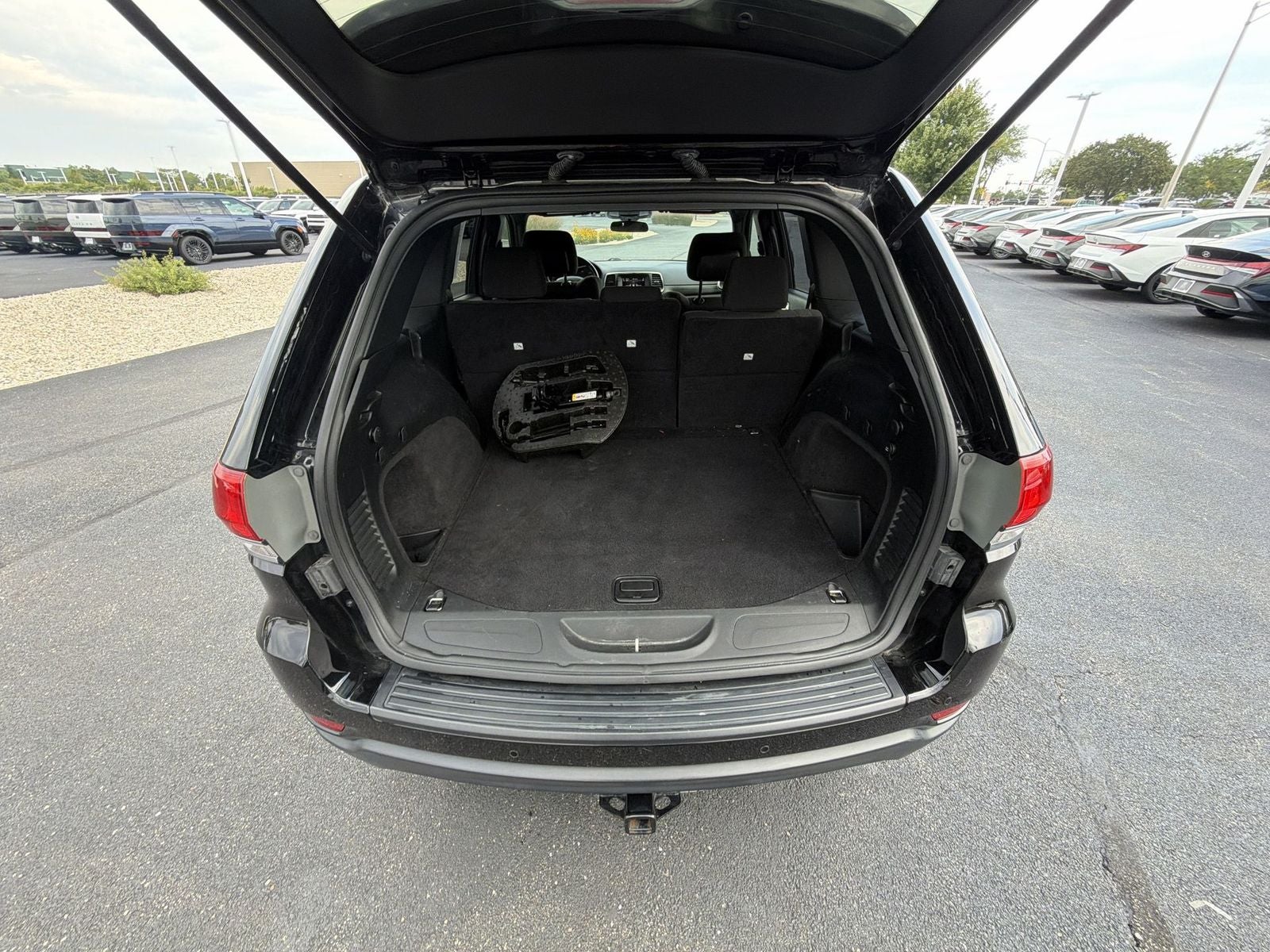 2019 Jeep Grand Cherokee Laredo E