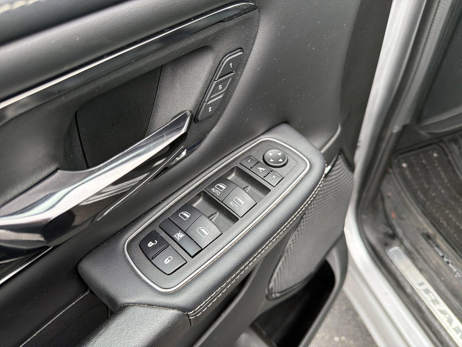 2024 RAM 1500 Limited