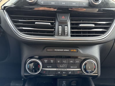 2022 Ford Escape Hybrid Titanium