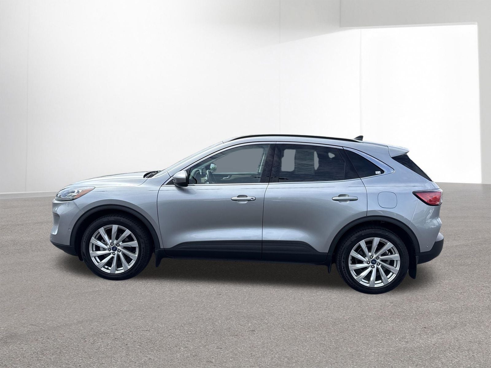 2022 Ford Escape Hybrid Titanium