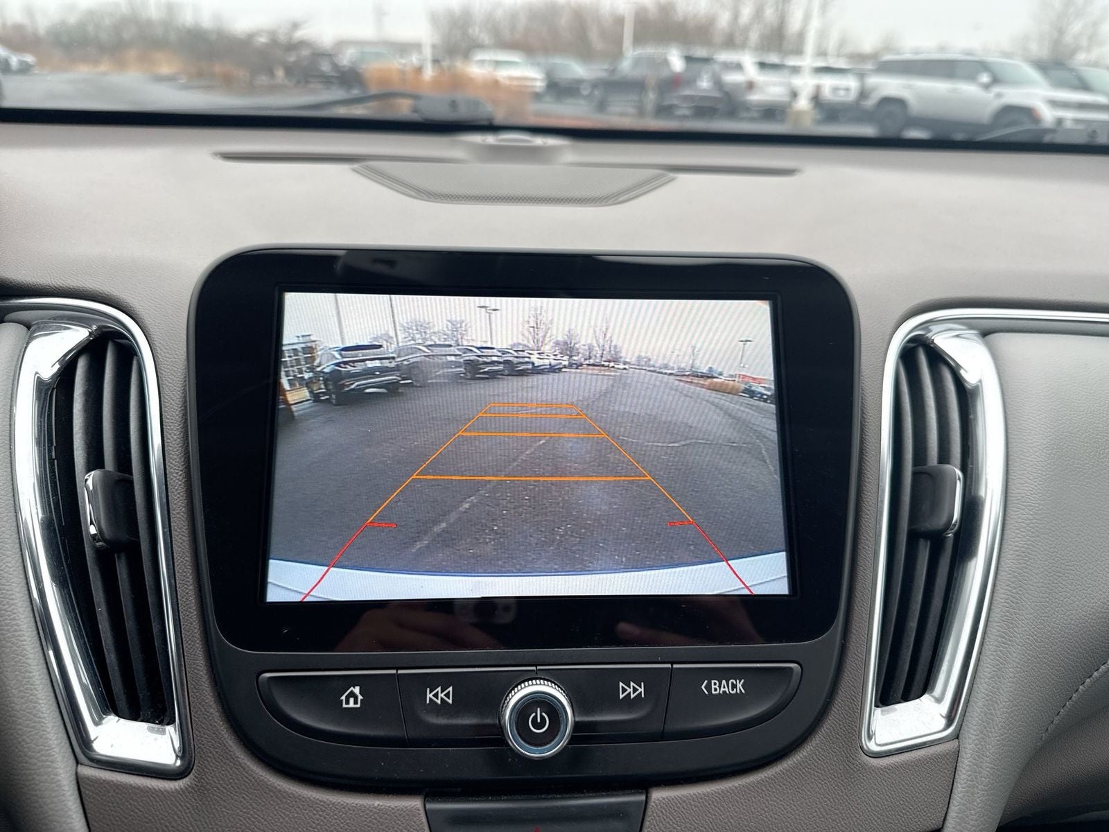 2017 Chevrolet Malibu LT 1LT