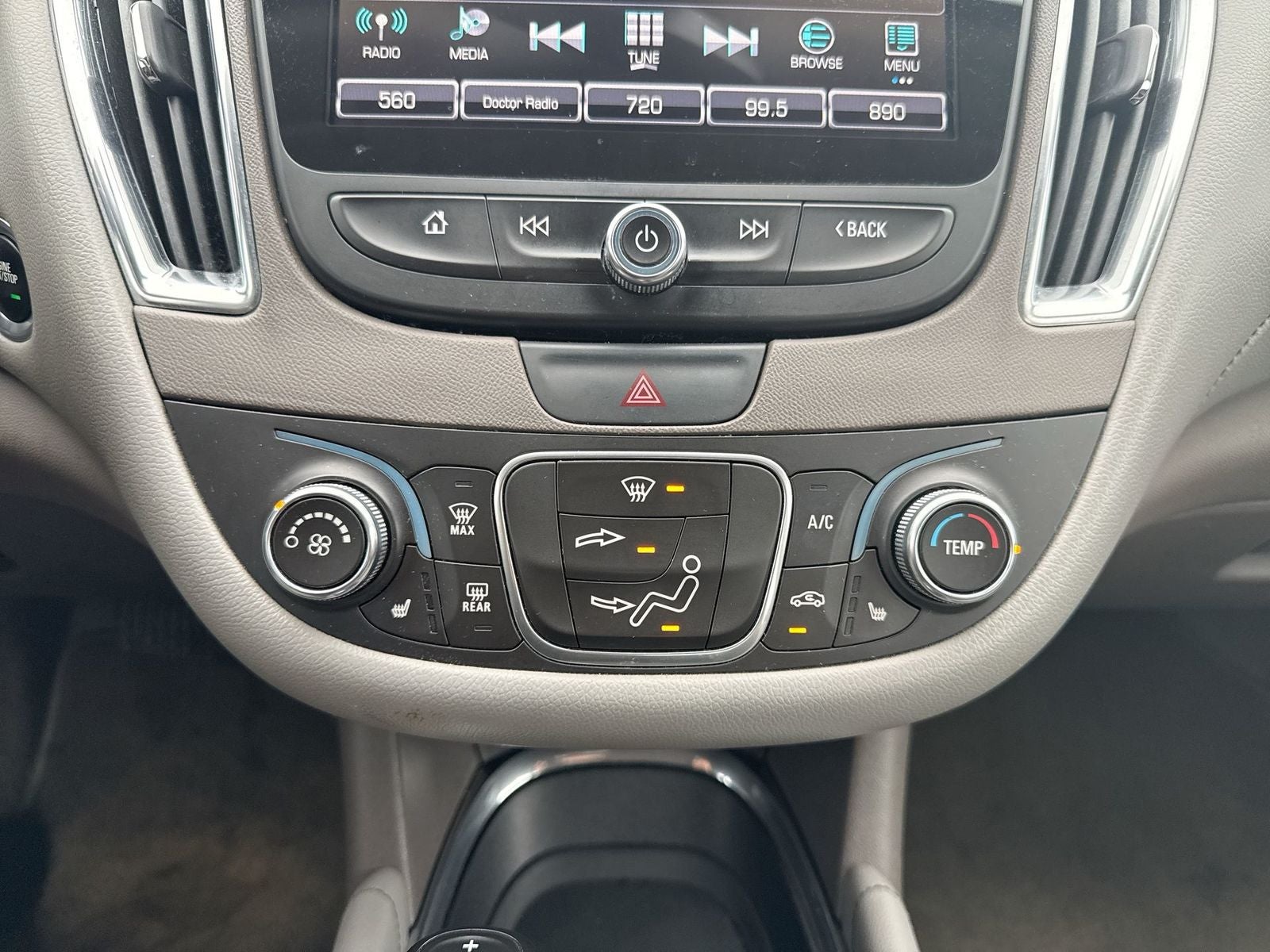 2017 Chevrolet Malibu LT 1LT