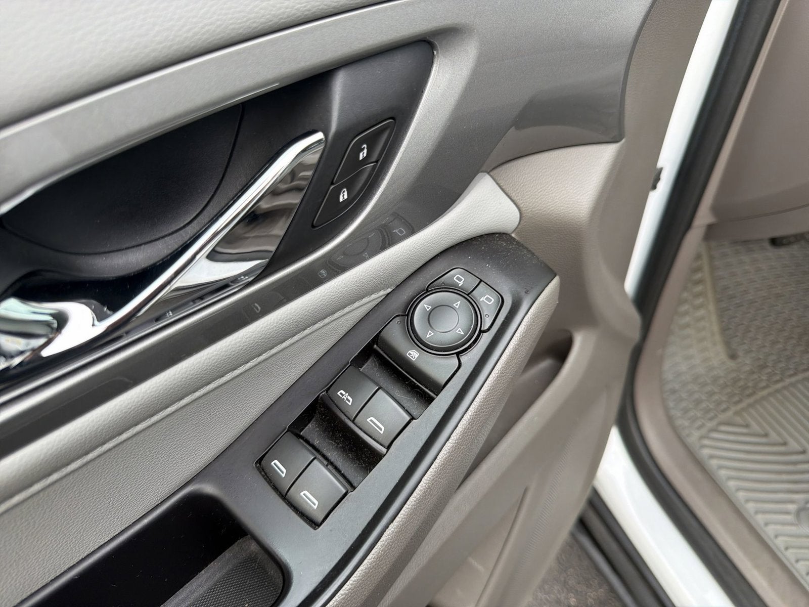 2020 Chevrolet Traverse LT Cloth w/2FL