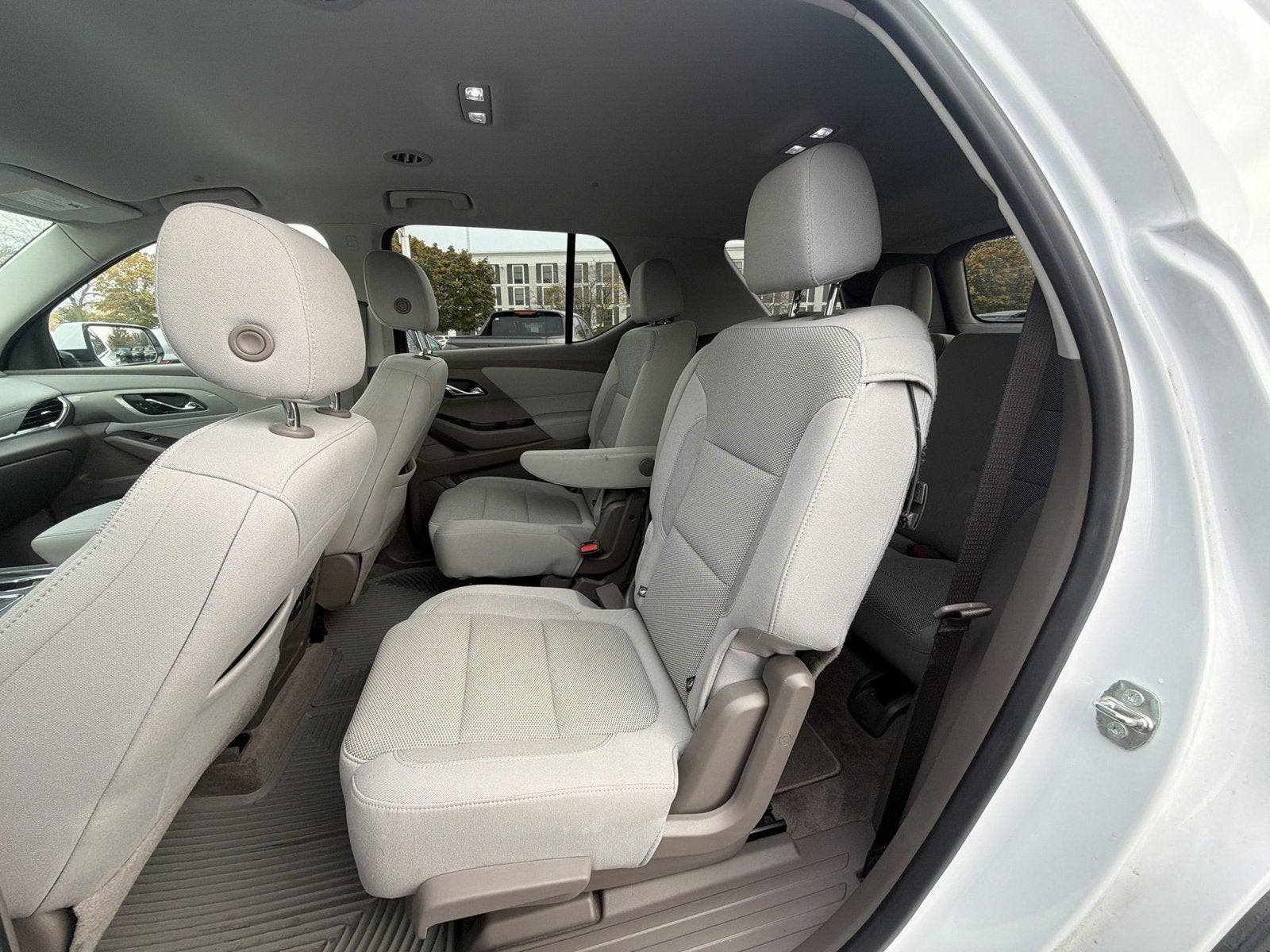 2020 Chevrolet Traverse LT Cloth w/2FL