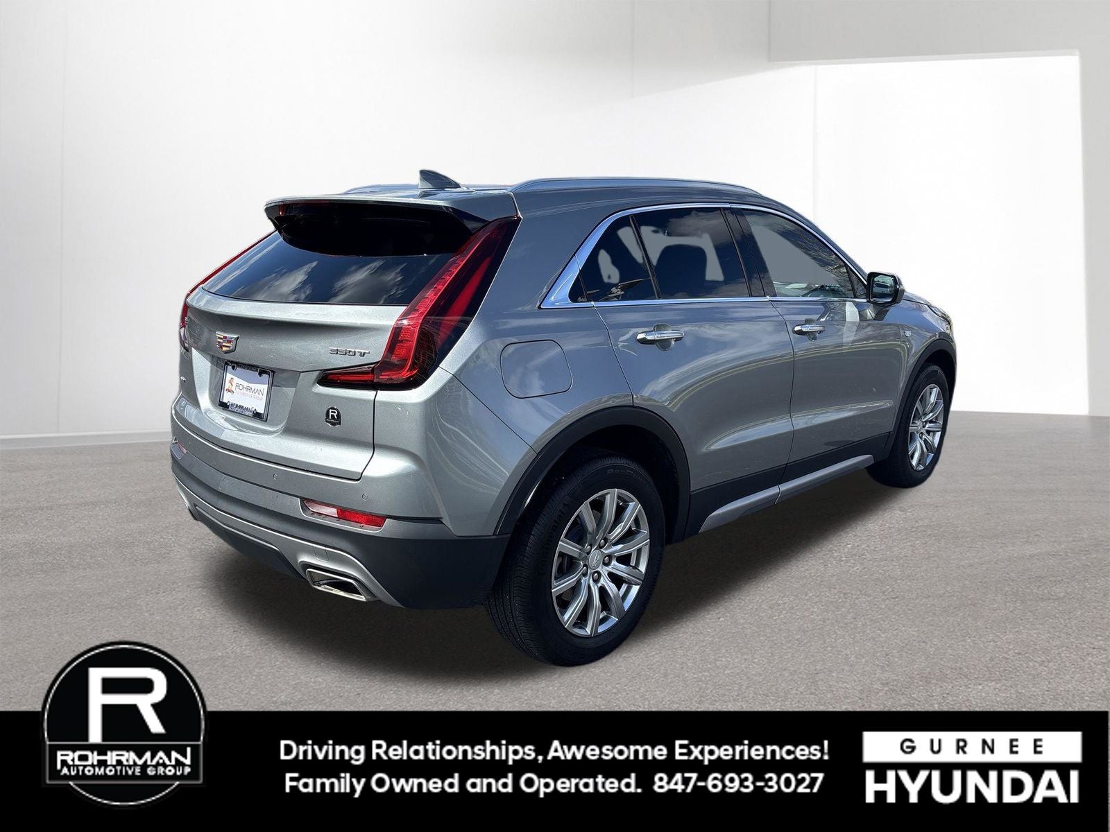 2023 Cadillac XT4 Premium Luxury