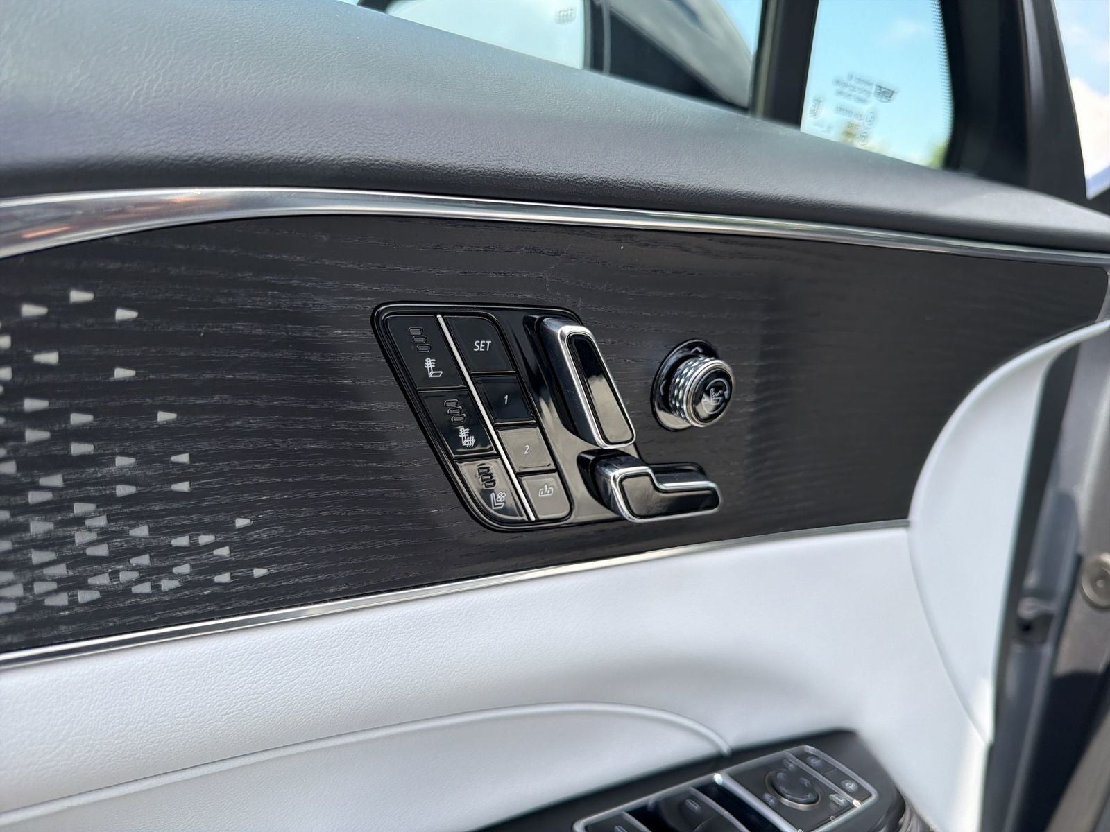 2023 Cadillac LYRIQ Luxury