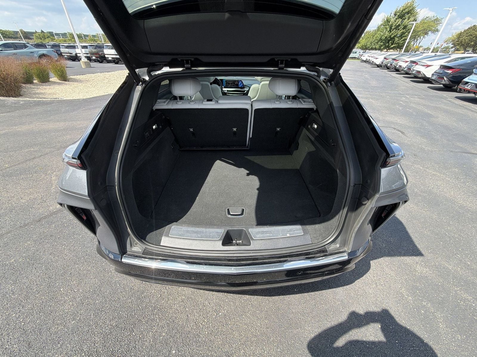 2023 Cadillac LYRIQ Luxury
