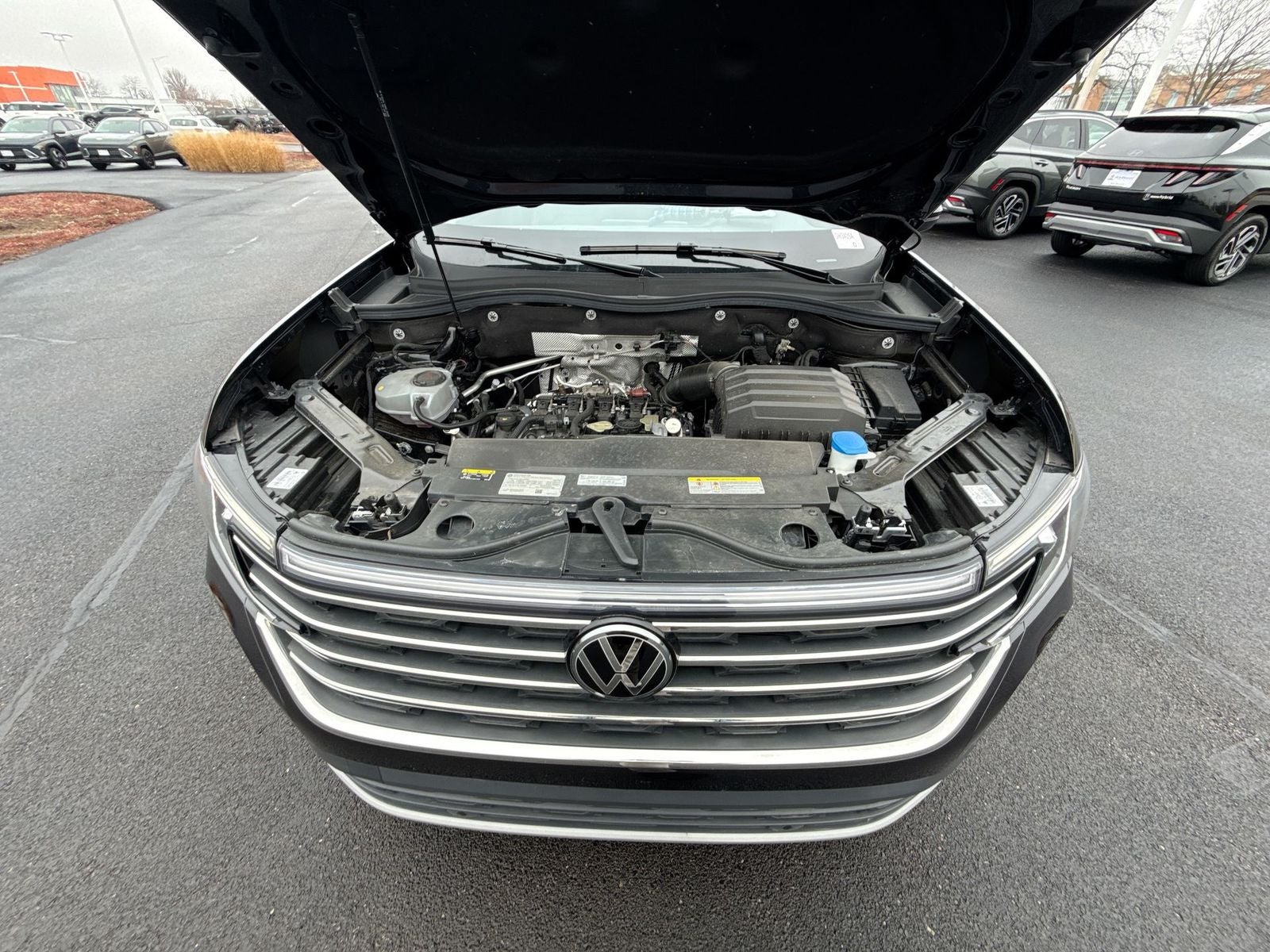 2024 Volkswagen Atlas 2.0T SE w/Technology