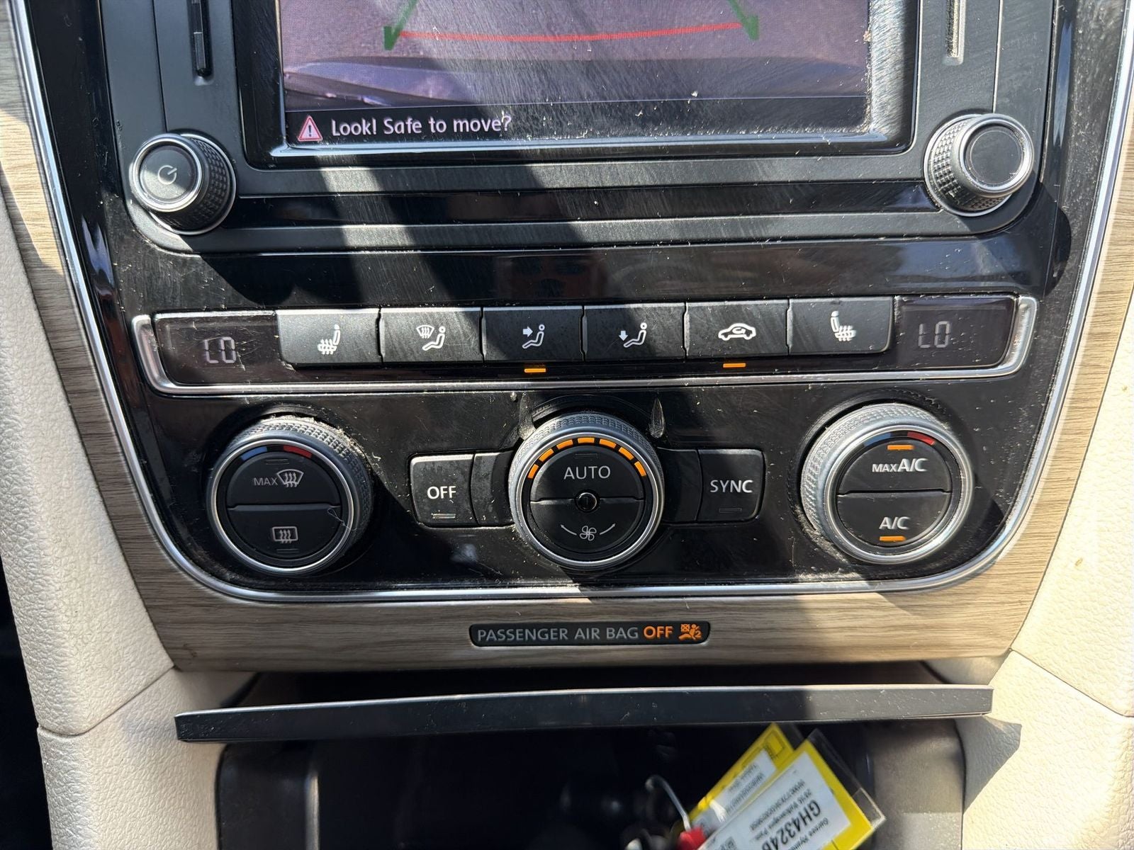 2016 Volkswagen Passat SEL