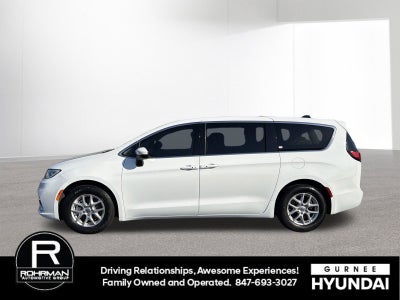 2023 Chrysler Pacifica Touring L