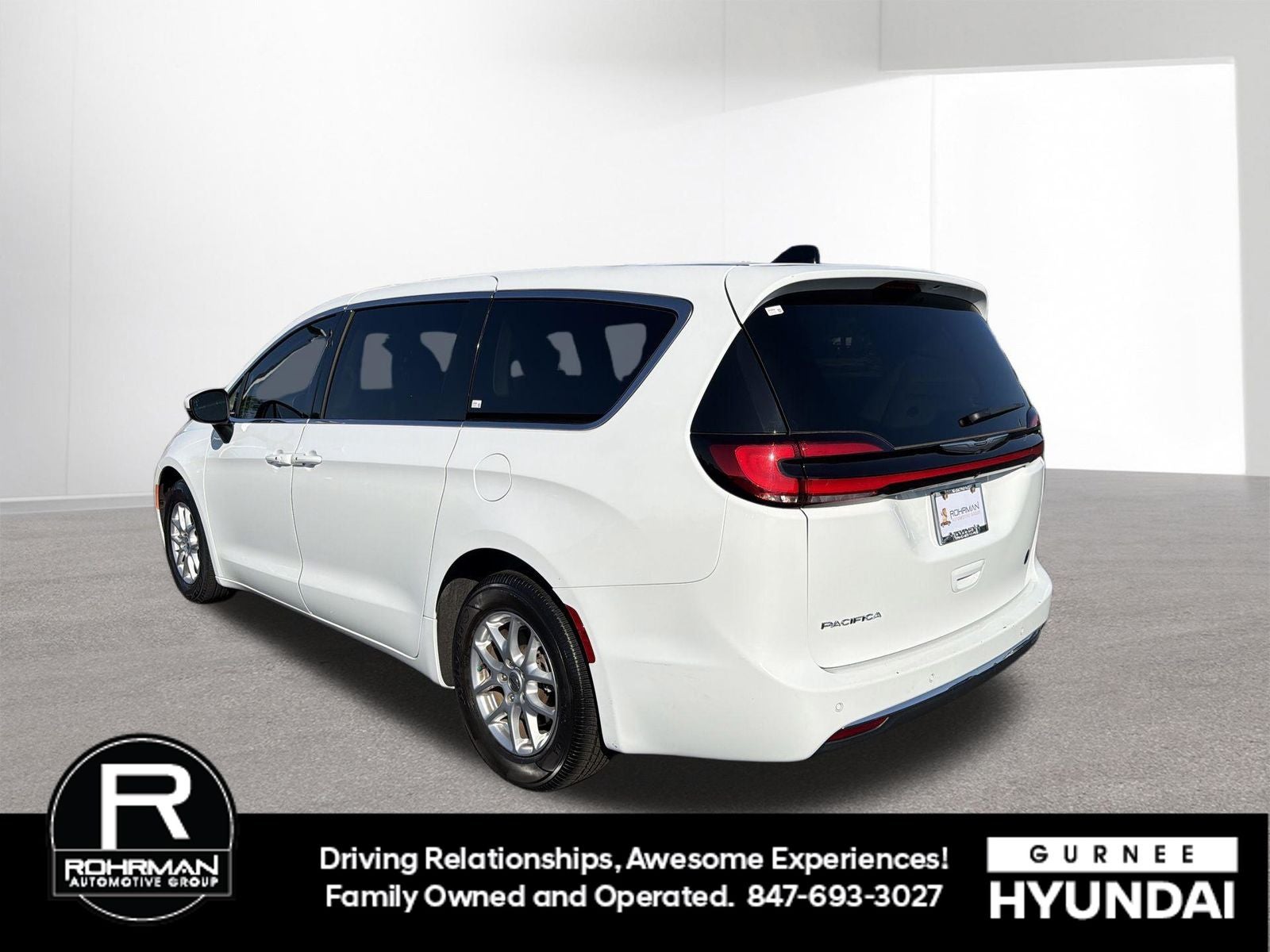 2023 Chrysler Pacifica Touring L