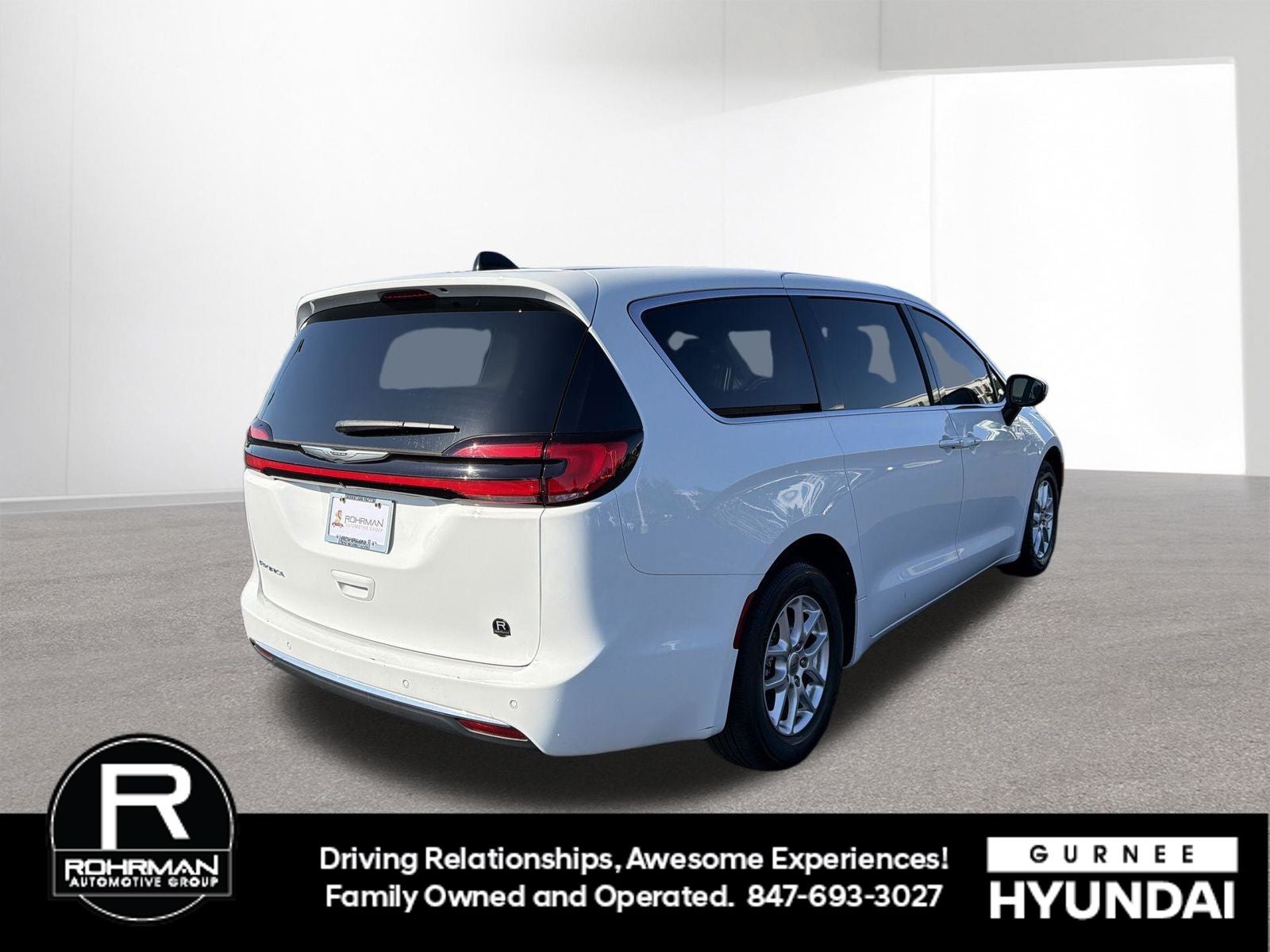 2023 Chrysler Pacifica Touring L