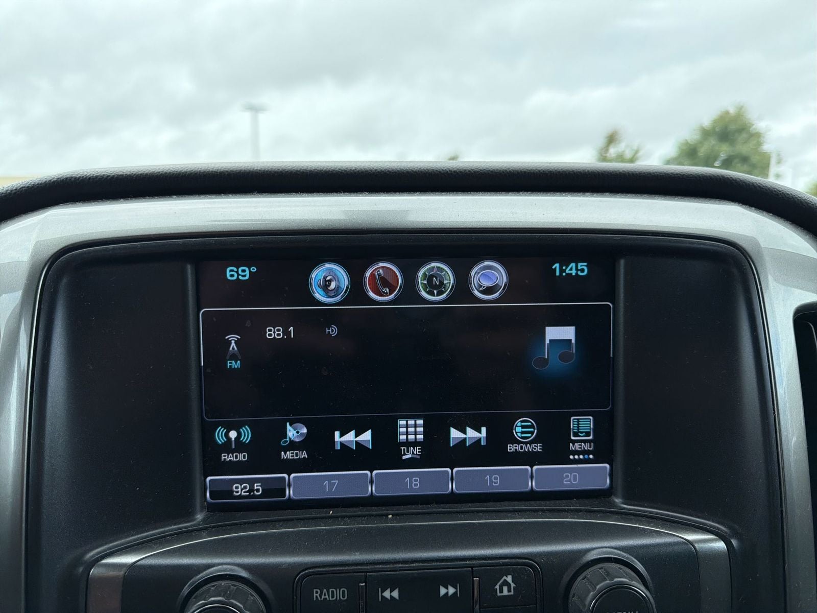 2018 Chevrolet Silverado 1500 LT LT1