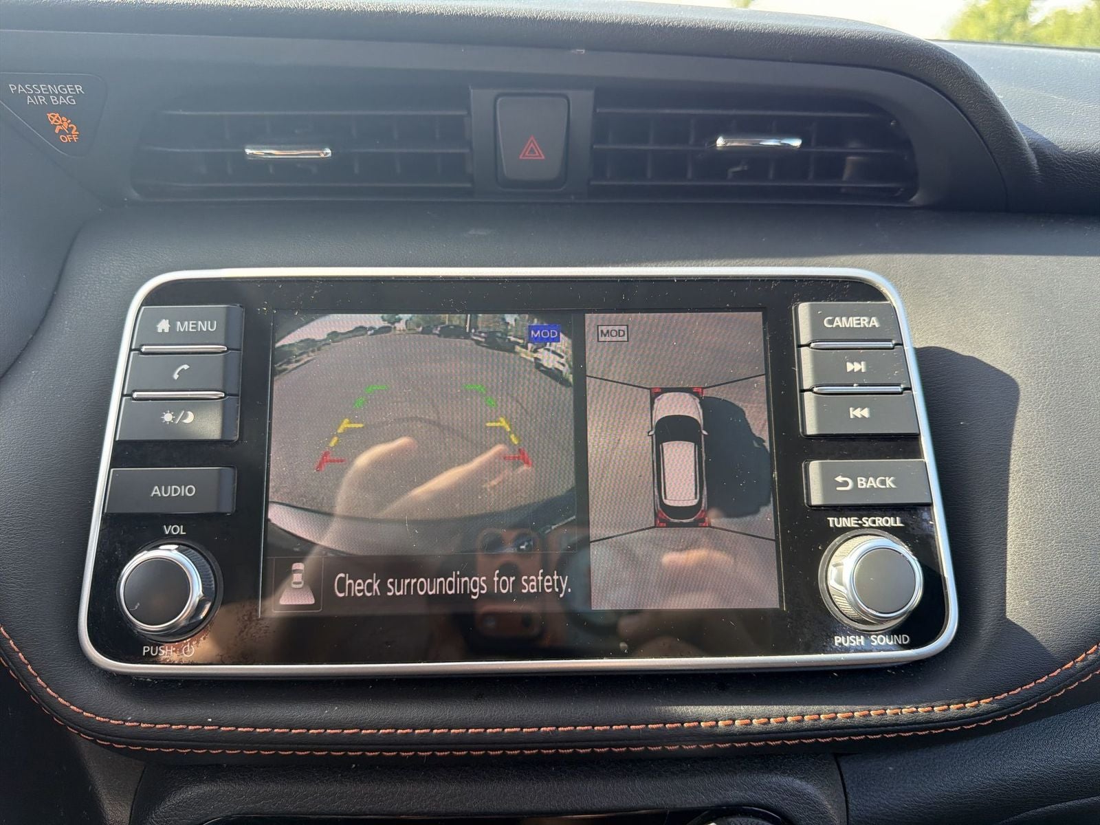 2019 Nissan Kicks SR