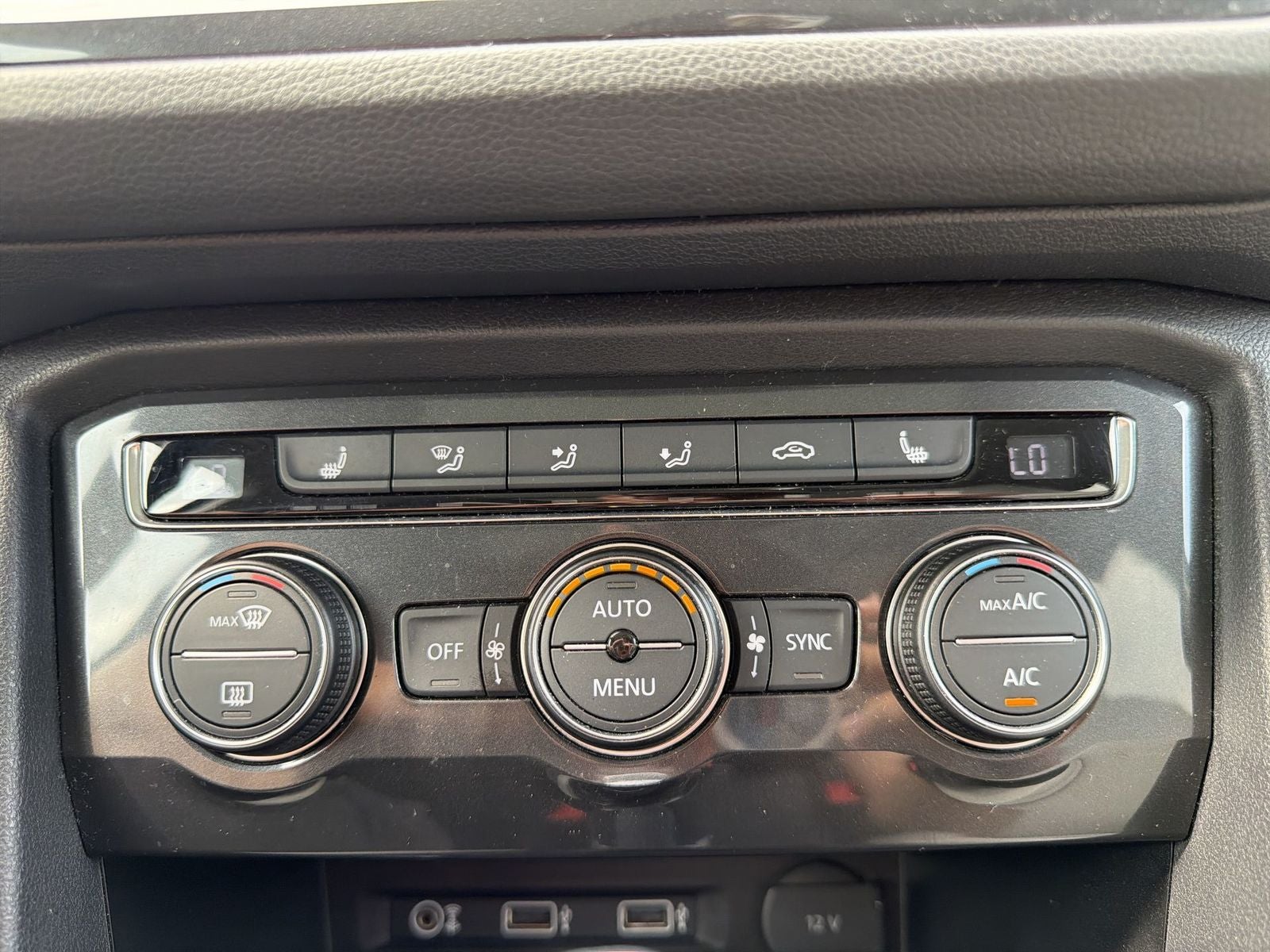 2018 Volkswagen Tiguan 2.0T SEL 4Motion