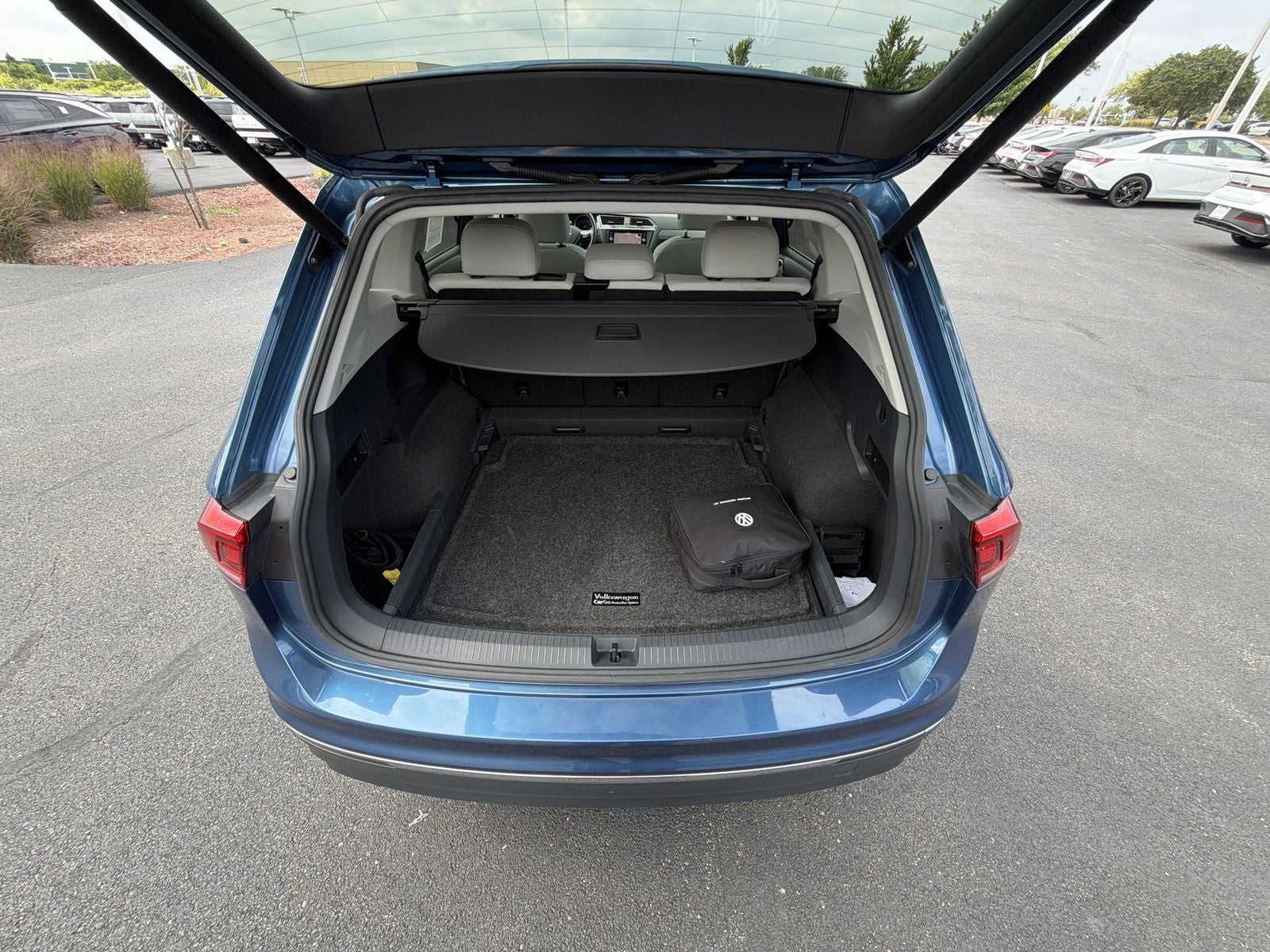 2018 Volkswagen Tiguan 2.0T SEL 4Motion