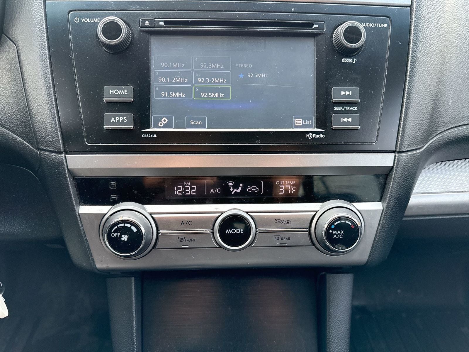 2015 Subaru Outback 2.5i