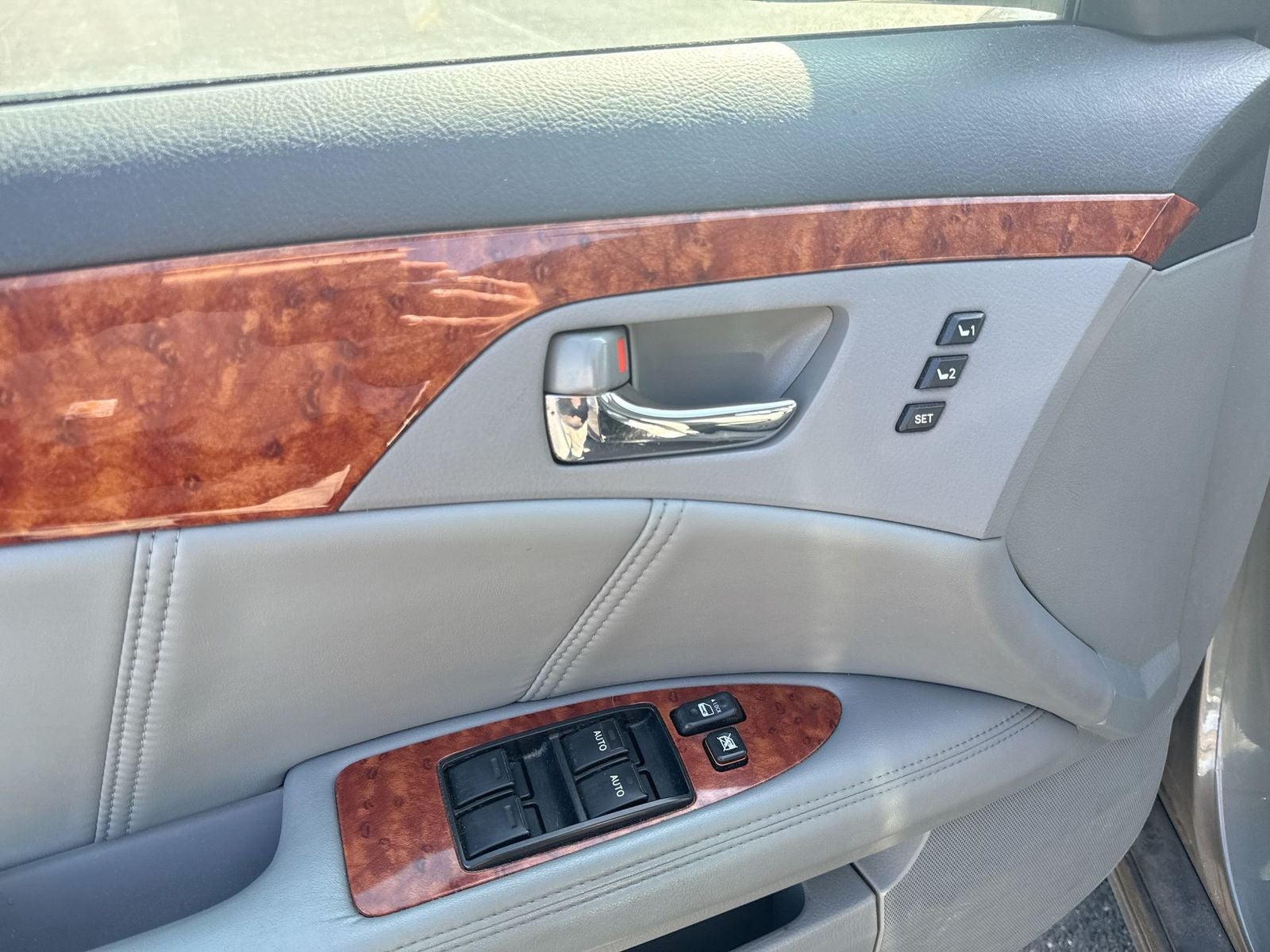 2007 Toyota Avalon XL