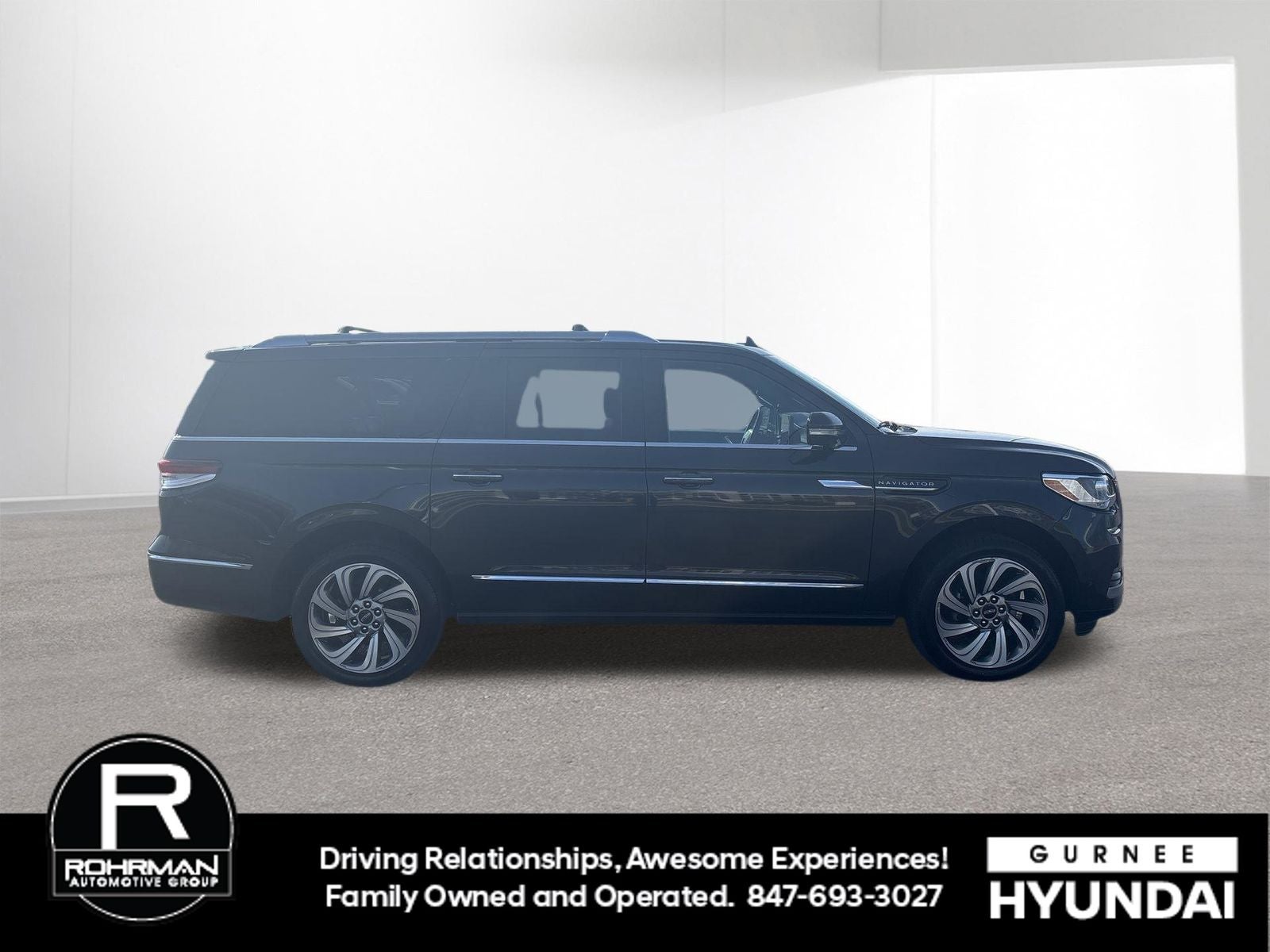 2023 Lincoln Navigator L Reserve