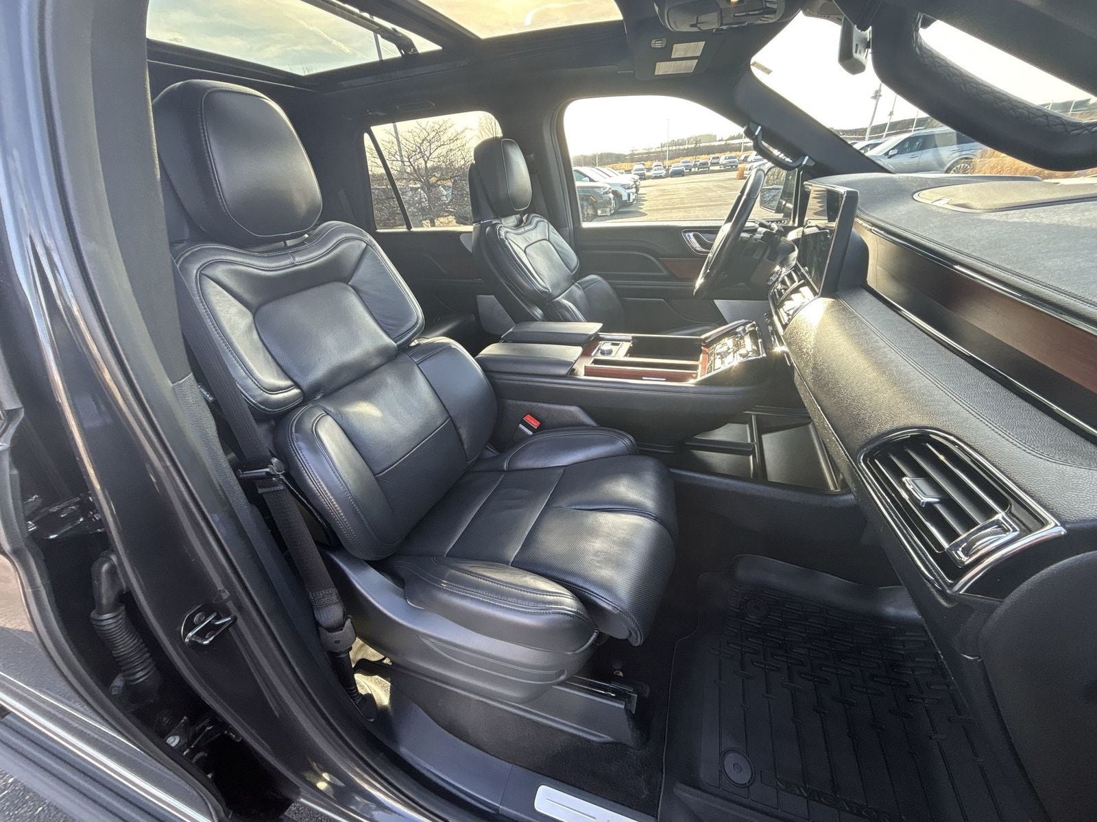 2023 Lincoln Navigator L Reserve