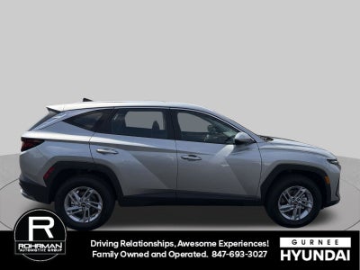 2026 Hyundai TUCSON SE