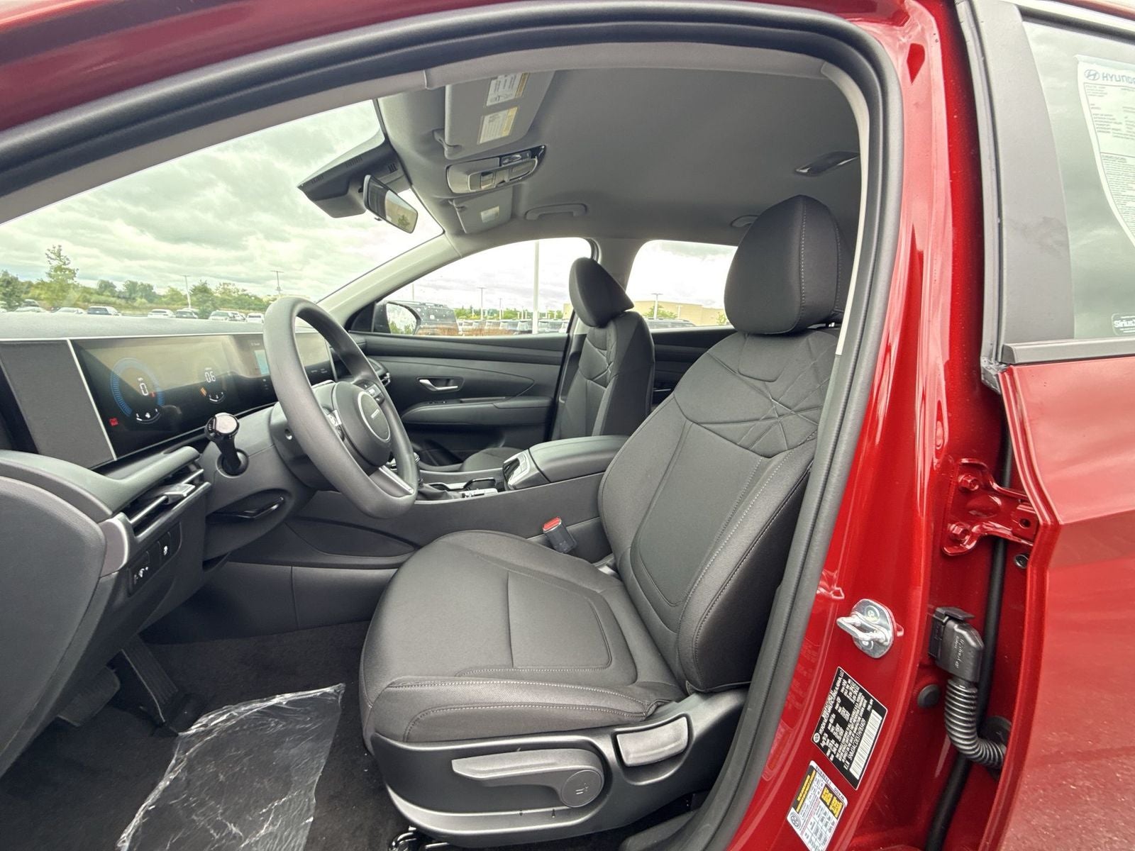2026 Hyundai TUCSON SE