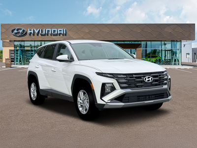 2026 Hyundai TUCSON SE