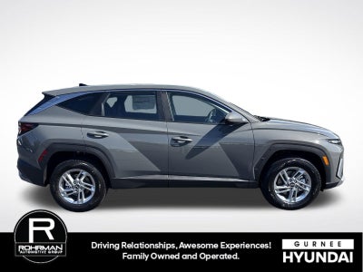 2026 Hyundai TUCSON SE