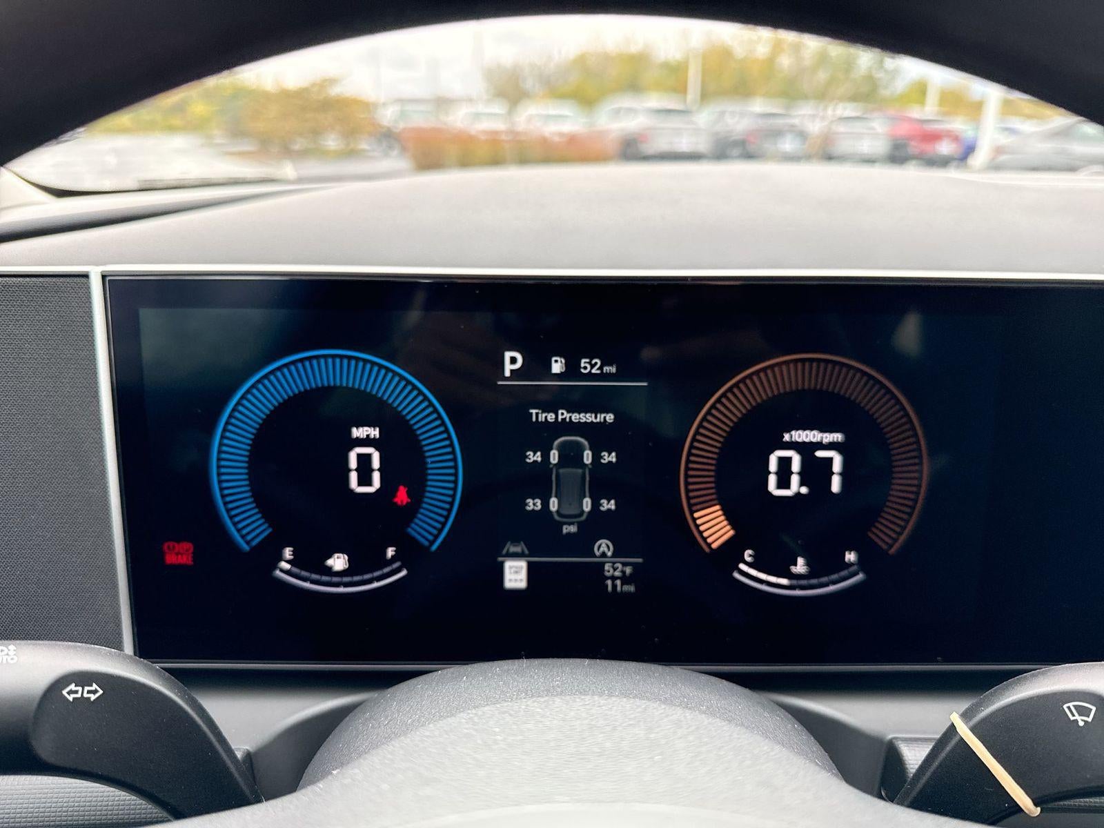 2026 Hyundai TUCSON SE