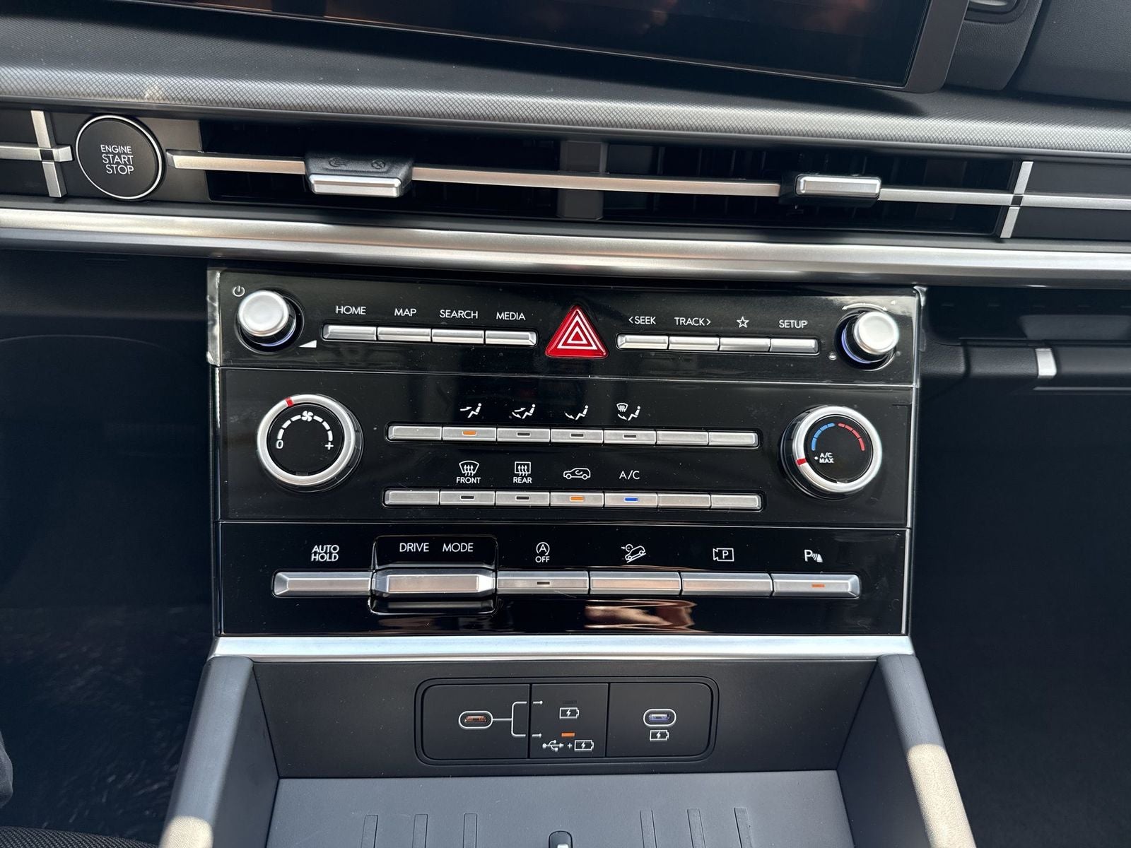 2027 Hyundai SANTA FE SE