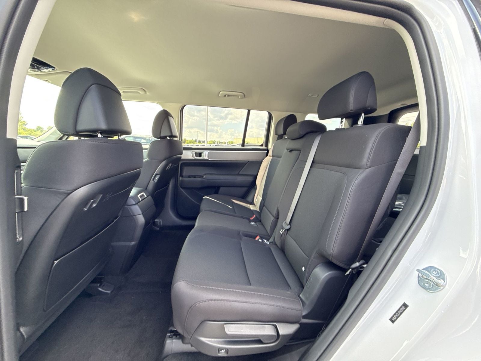 2027 Hyundai SANTA FE SE