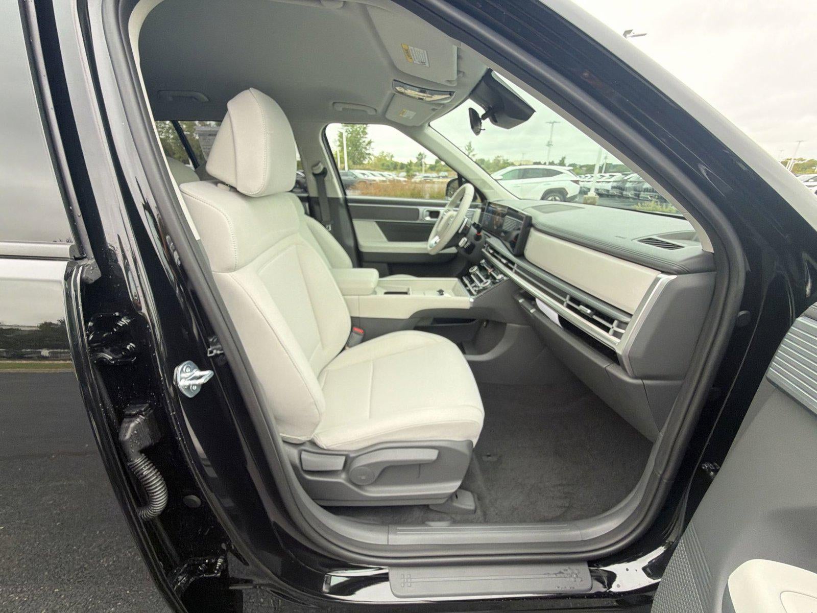 2027 Hyundai SANTA FE SE