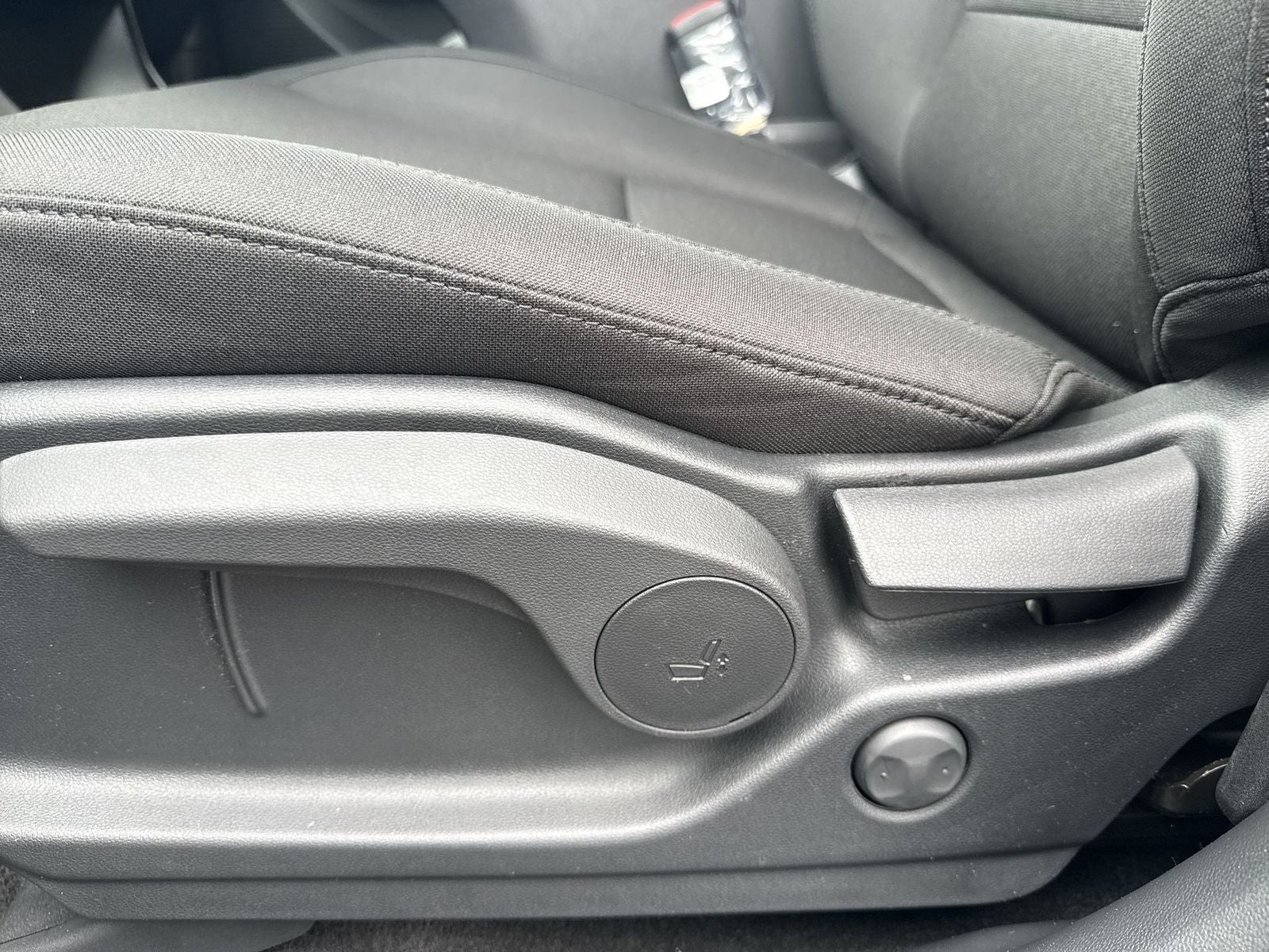 2027 Hyundai SANTA FE SE