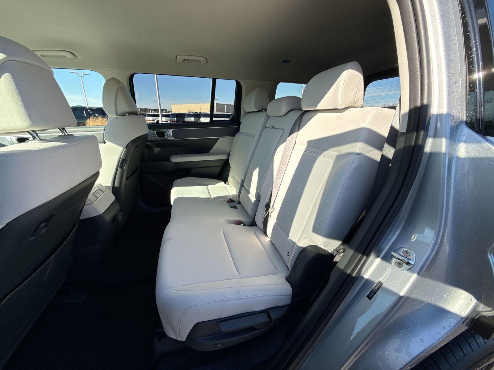 2026 Hyundai SANTA FE HYBRID SE