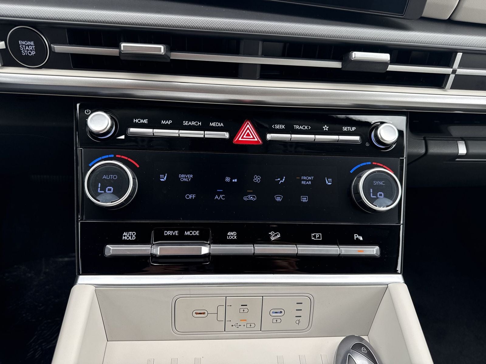 2027 Hyundai SANTA FE HYBRID SEL