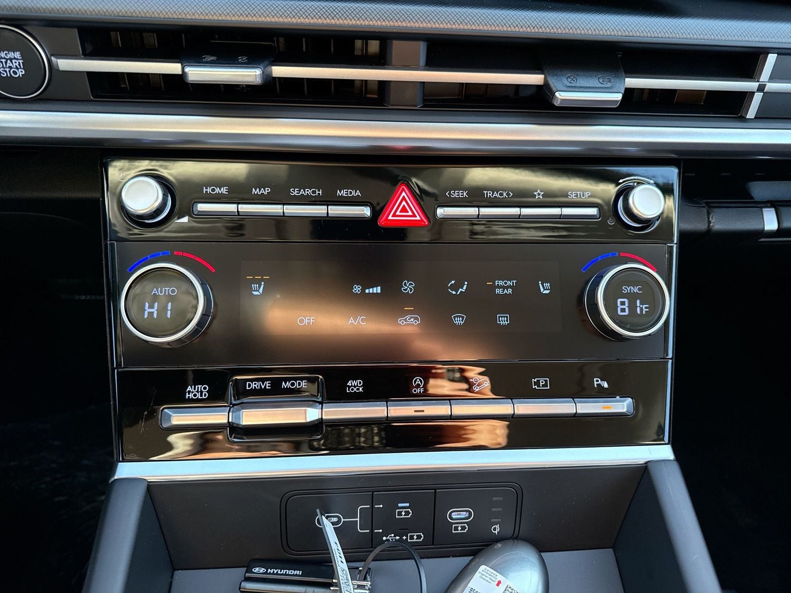 2026 Hyundai SANTA FE SEL