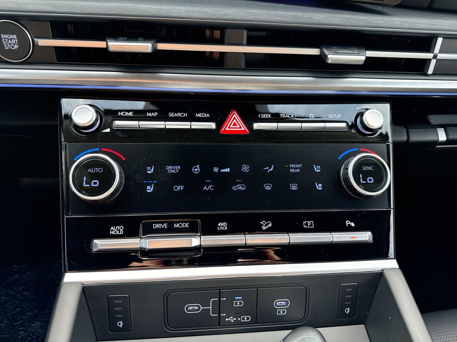 2026 Hyundai SANTA FE HYBRID Limited