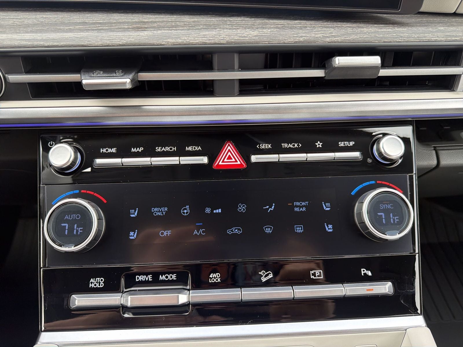 2027 Hyundai SANTA FE HYBRID Limited