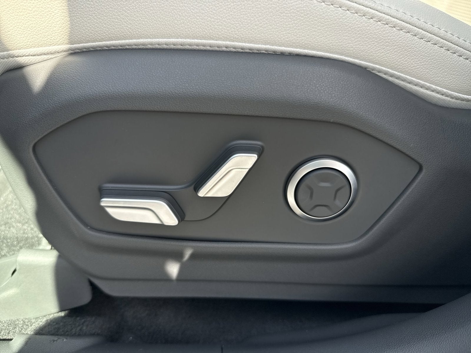 2027 Hyundai SANTA FE HYBRID Limited