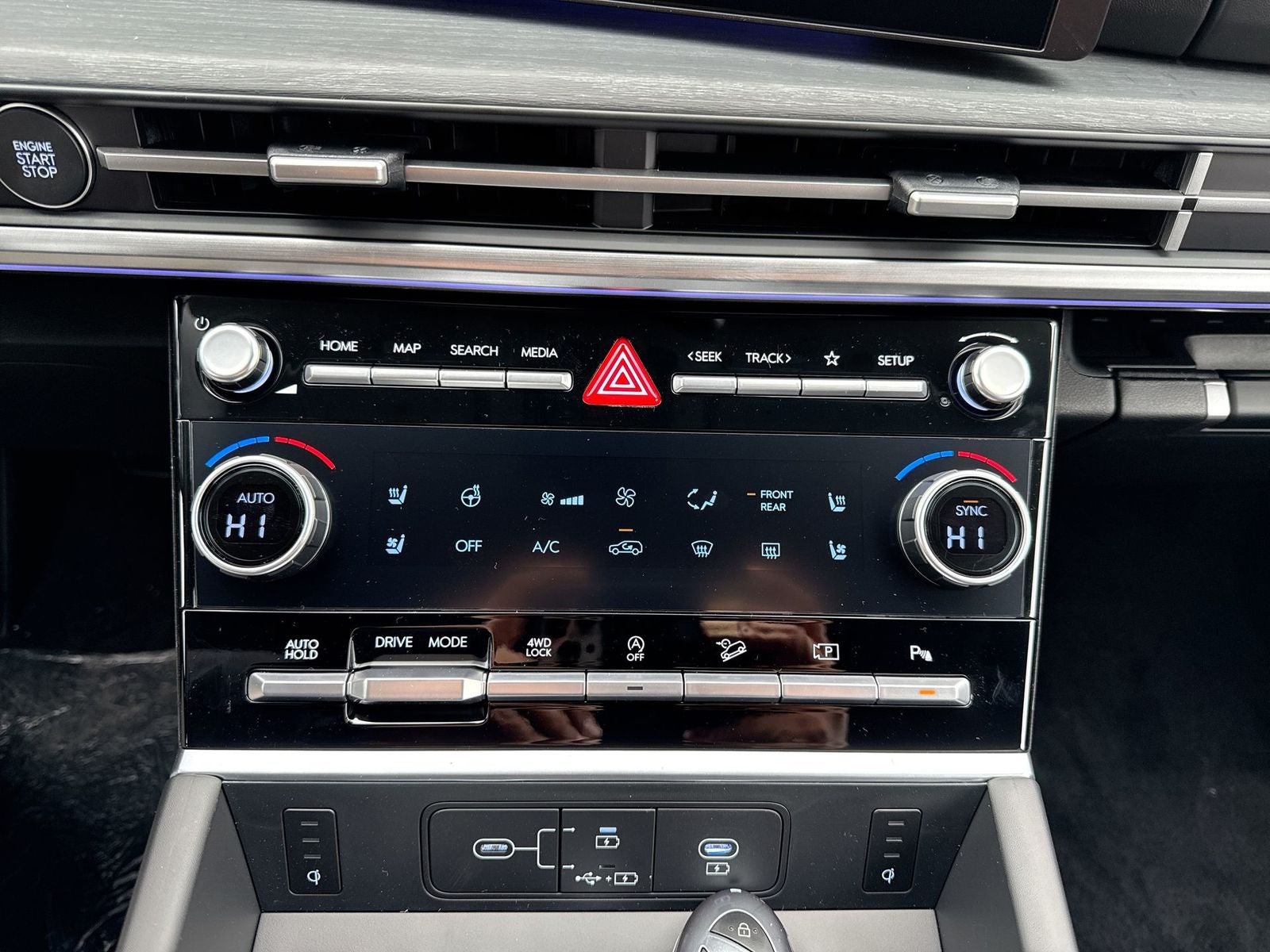 2026 Hyundai SANTA FE Limited