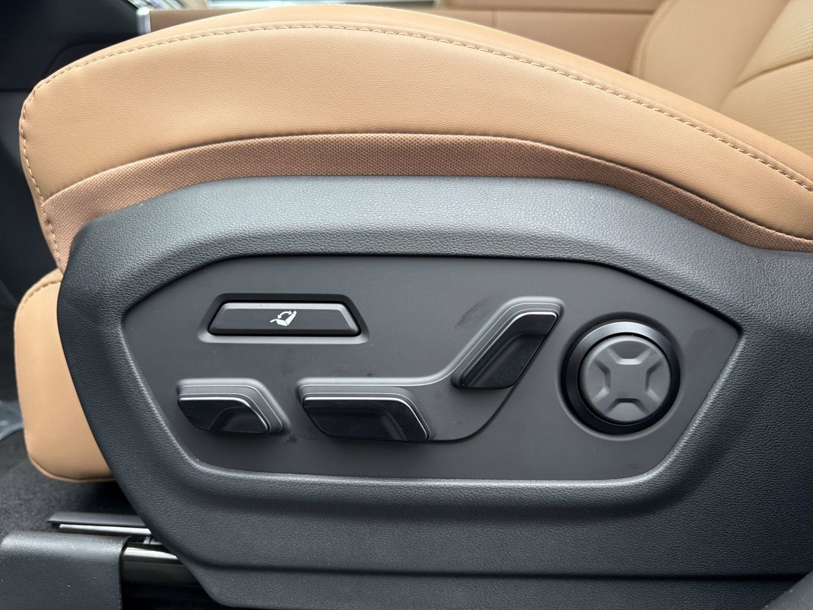 2027 Hyundai SANTA FE HYBRID Calligraphy