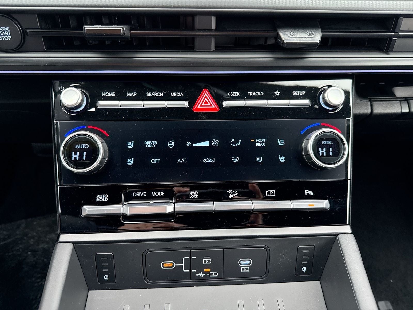 2026 Hyundai SANTA FE HYBRID Calligraphy