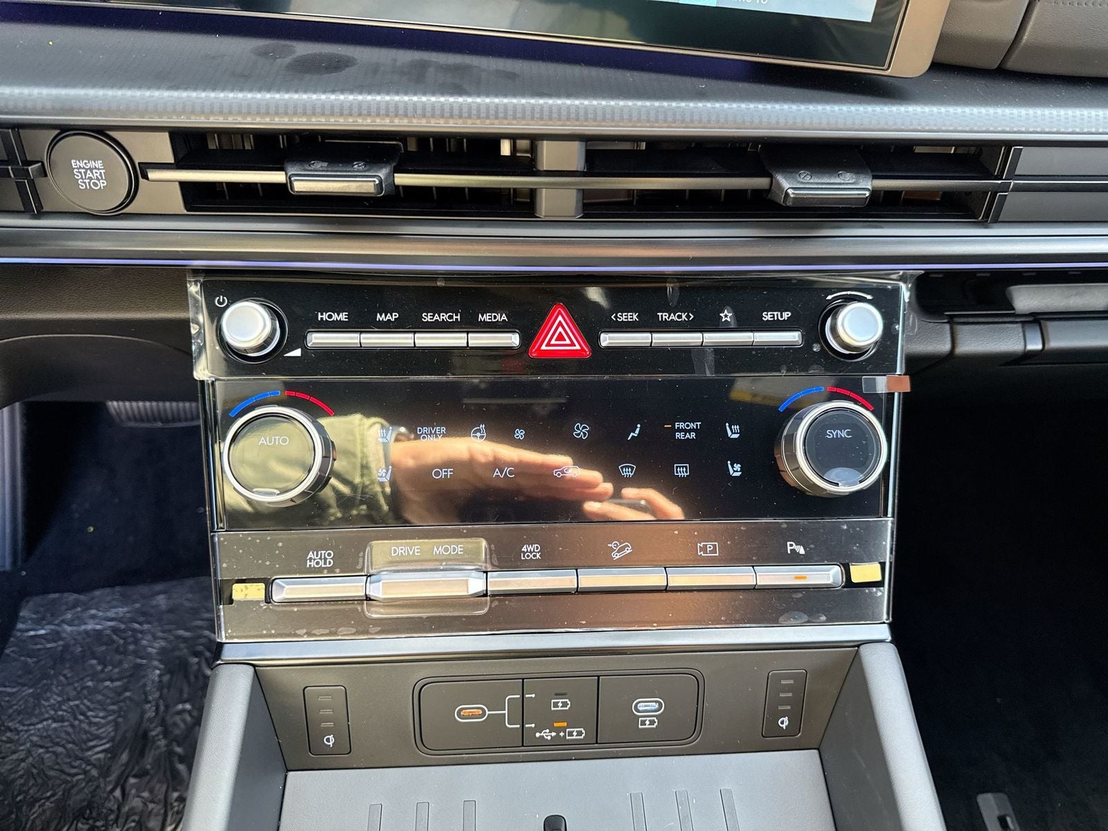 2026 Hyundai SANTA FE HYBRID Calligraphy