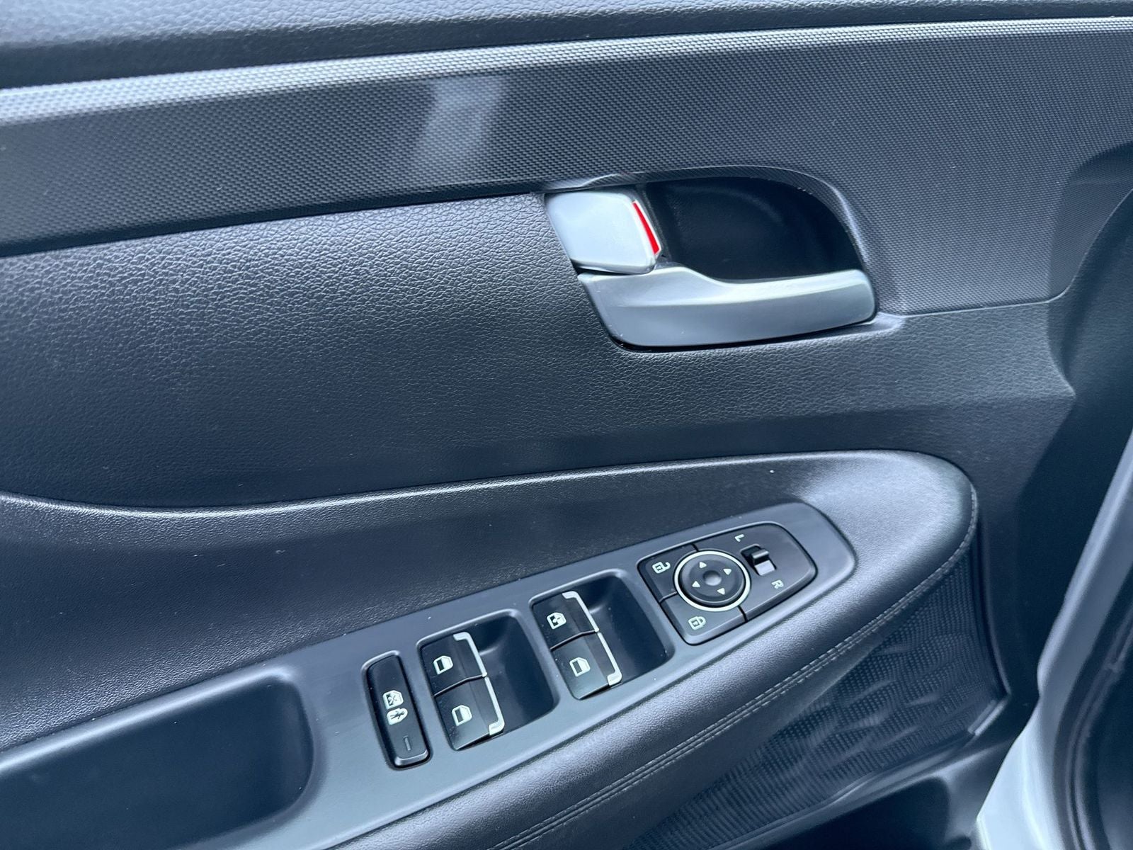 2022 Hyundai SANTA FE SE