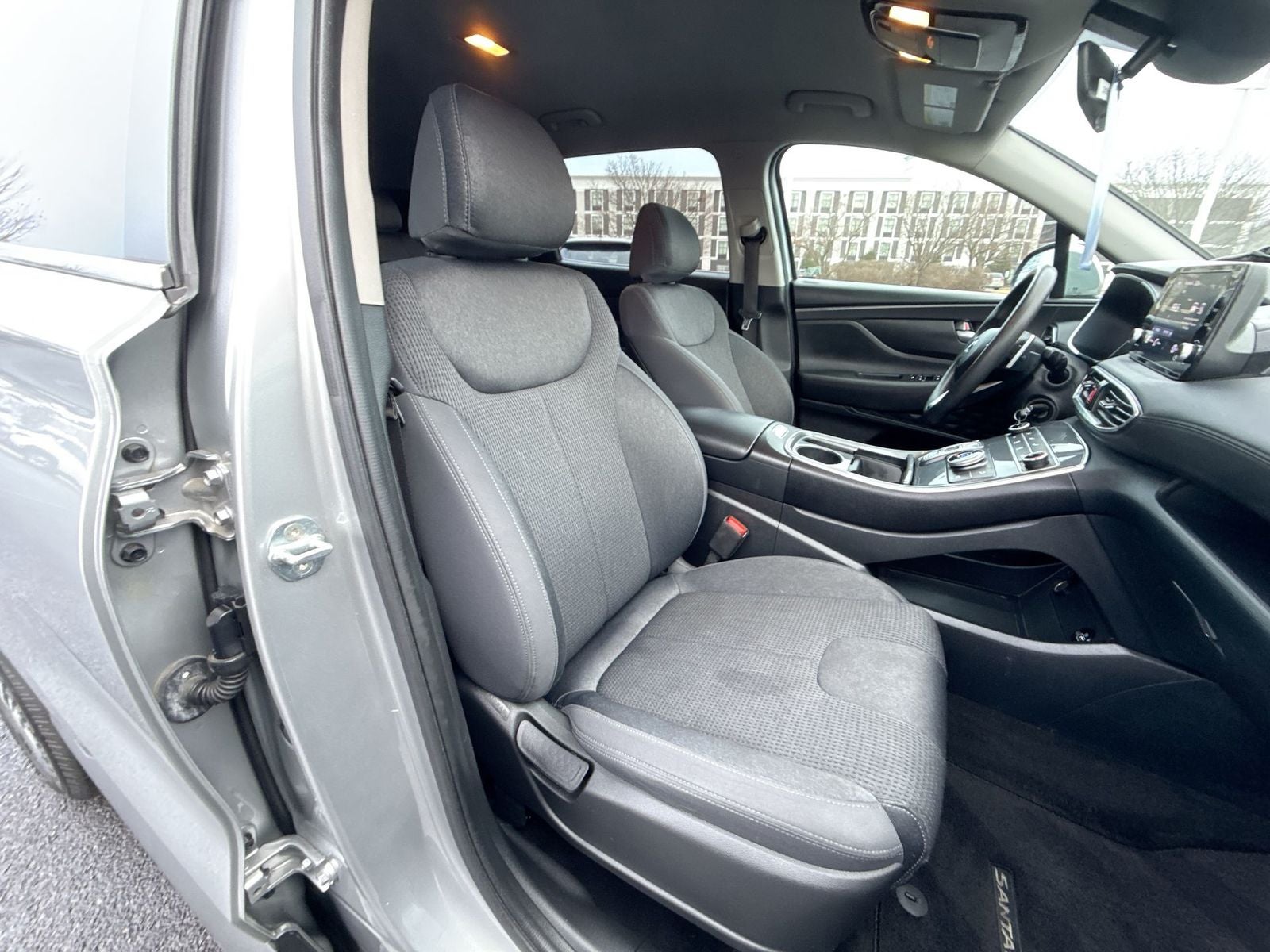 2022 Hyundai SANTA FE SE