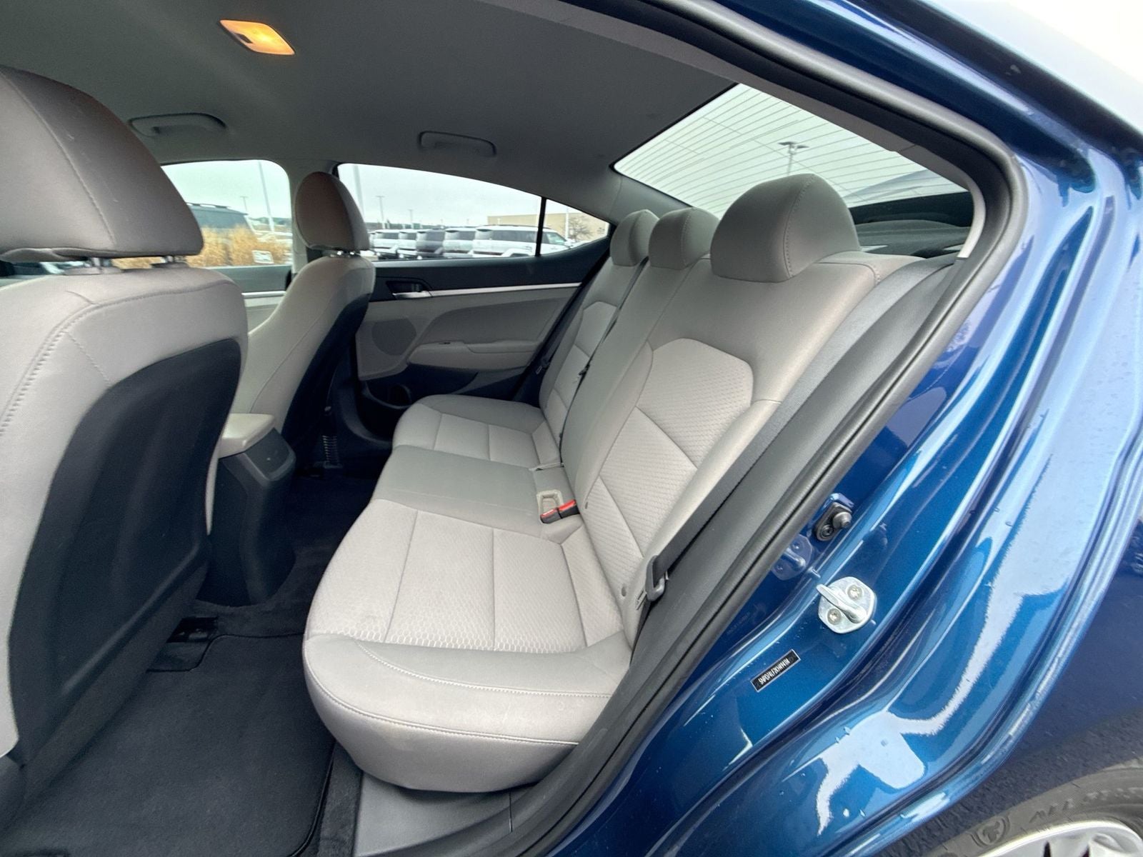 2019 Hyundai ELANTRA SE