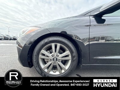 2017 Hyundai ELANTRA SE